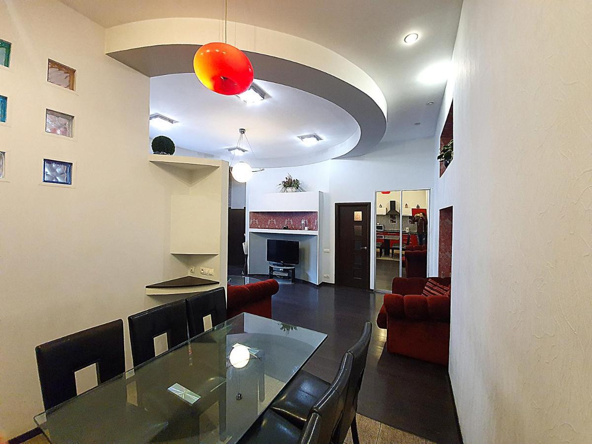 Inn Home Apartments - Pechersk Area Kijów Zewnętrze zdjęcie